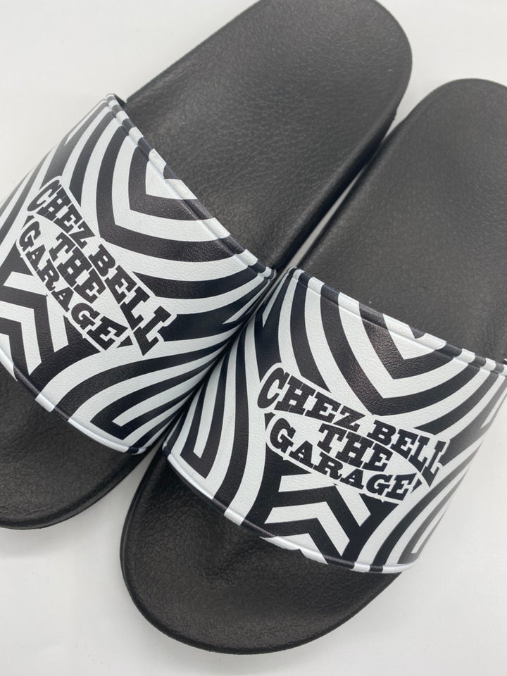 SHOWER SANDALS